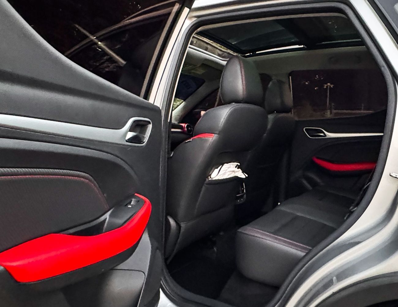 أم جي ZST إم جي زد إس | 1.6 تيربو | كاملة المواصفات | 2023 | خليجية | خالية من الحوادث | بحالة ممتازة | 581 شه