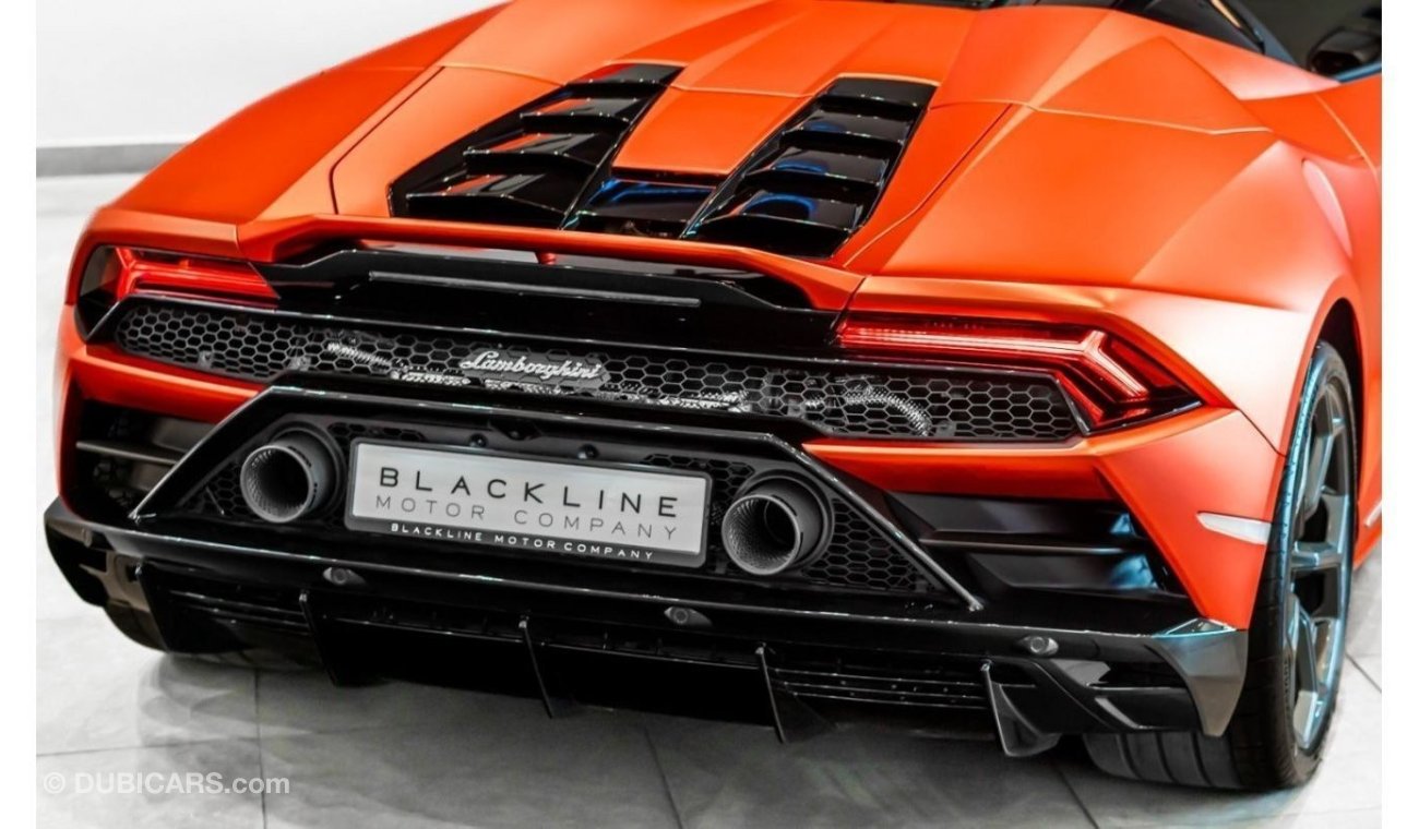 لمبرجيني هوراكان 2023 Lamborghini Huracan Evo Sypder, 2028 Lamborghini Warranty, 2026 Service Contract, Low KMs, GCC