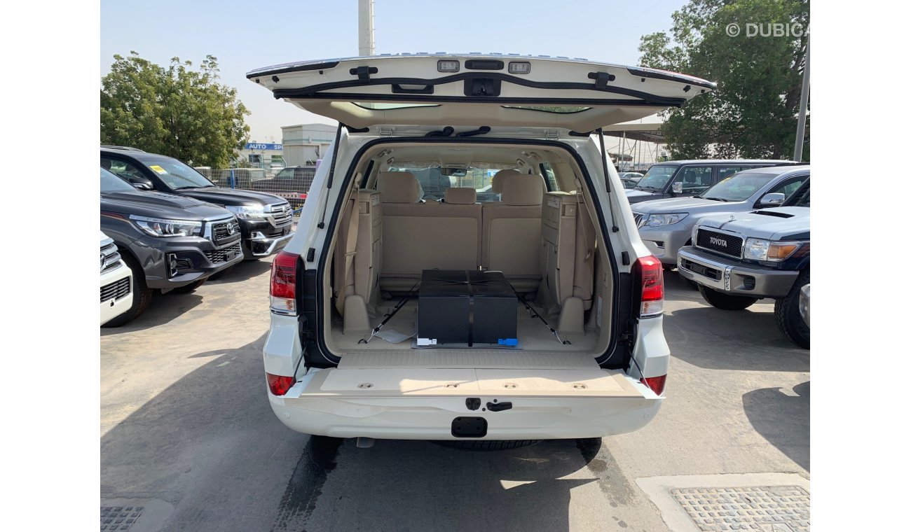 Toyota Land Cruiser 4.0L GXR 2019