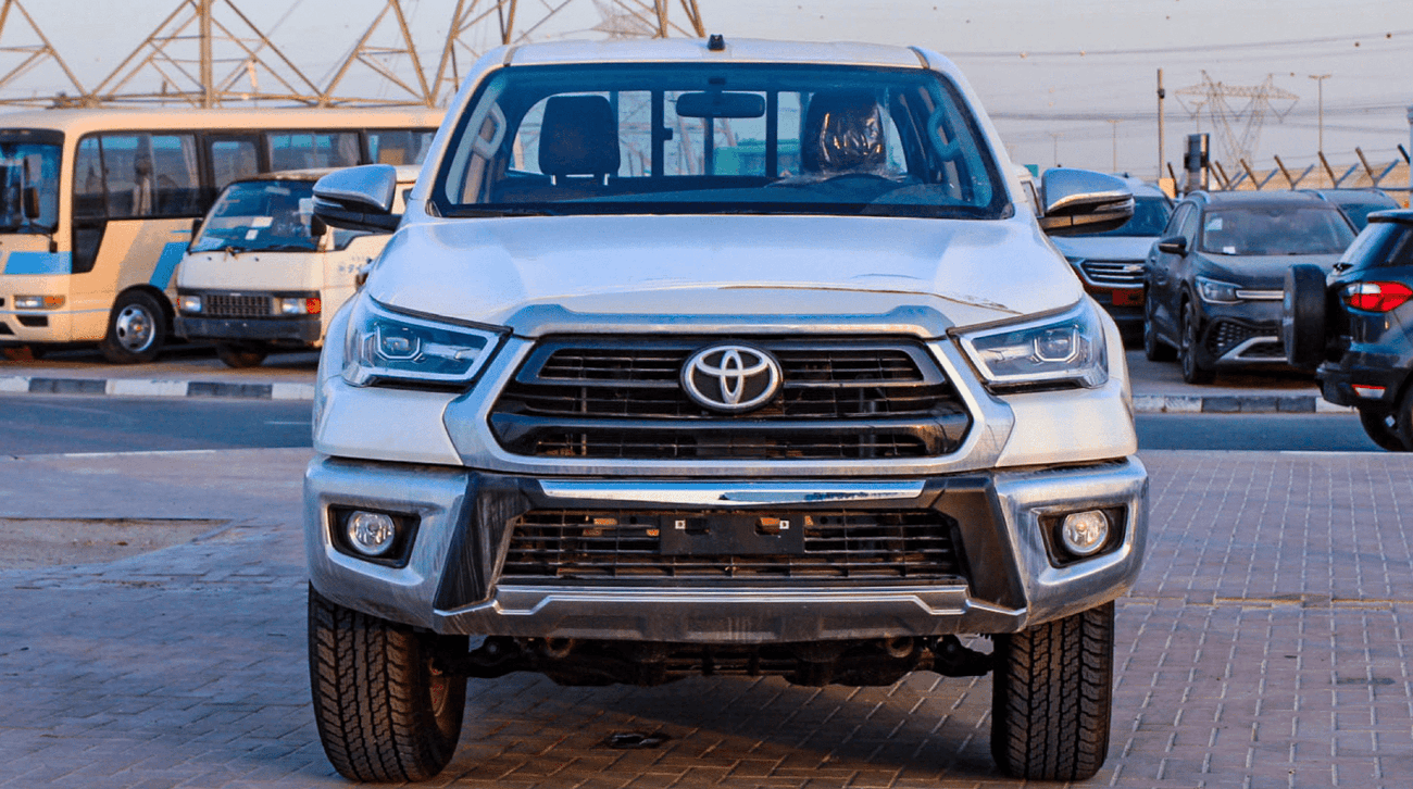 Toyota Hilux HILUX 2.7L GLXS DC AT PETROL 2025