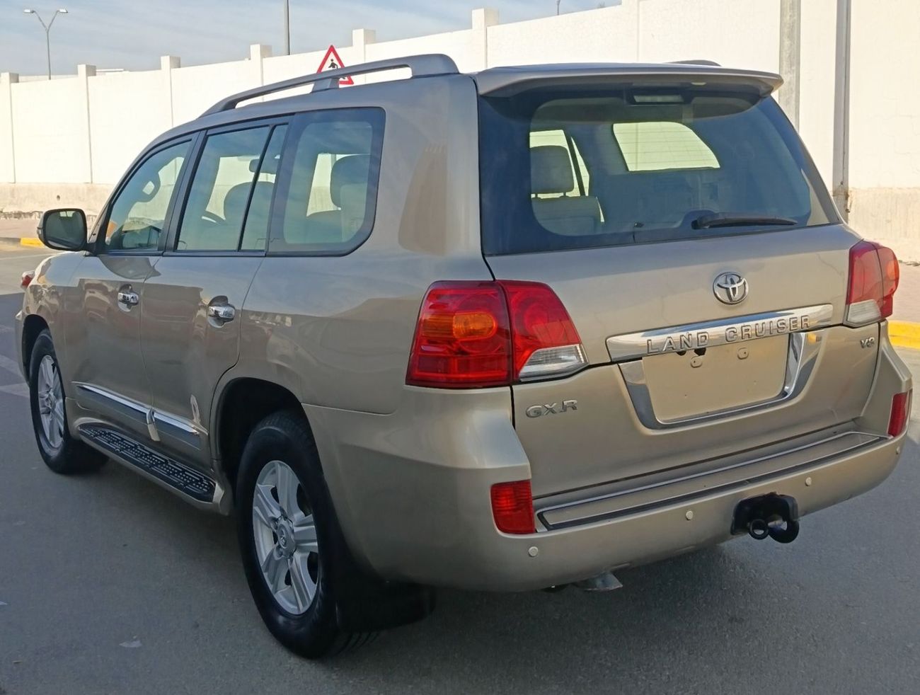 Toyota Land Cruiser GXR 4.6L