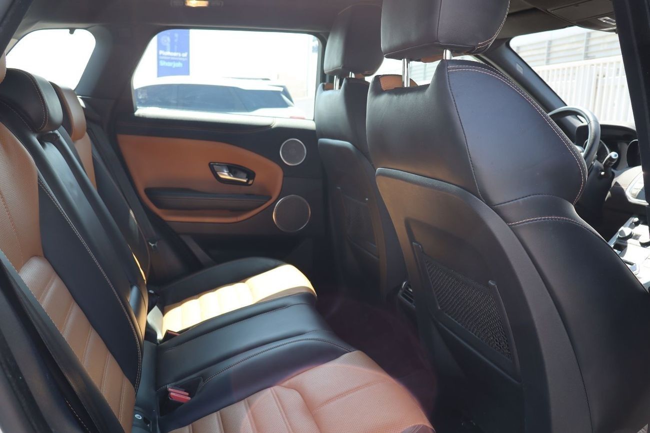 Land Rover Range Rover Evoque Dynamic Plus 2.0L (5 Door)