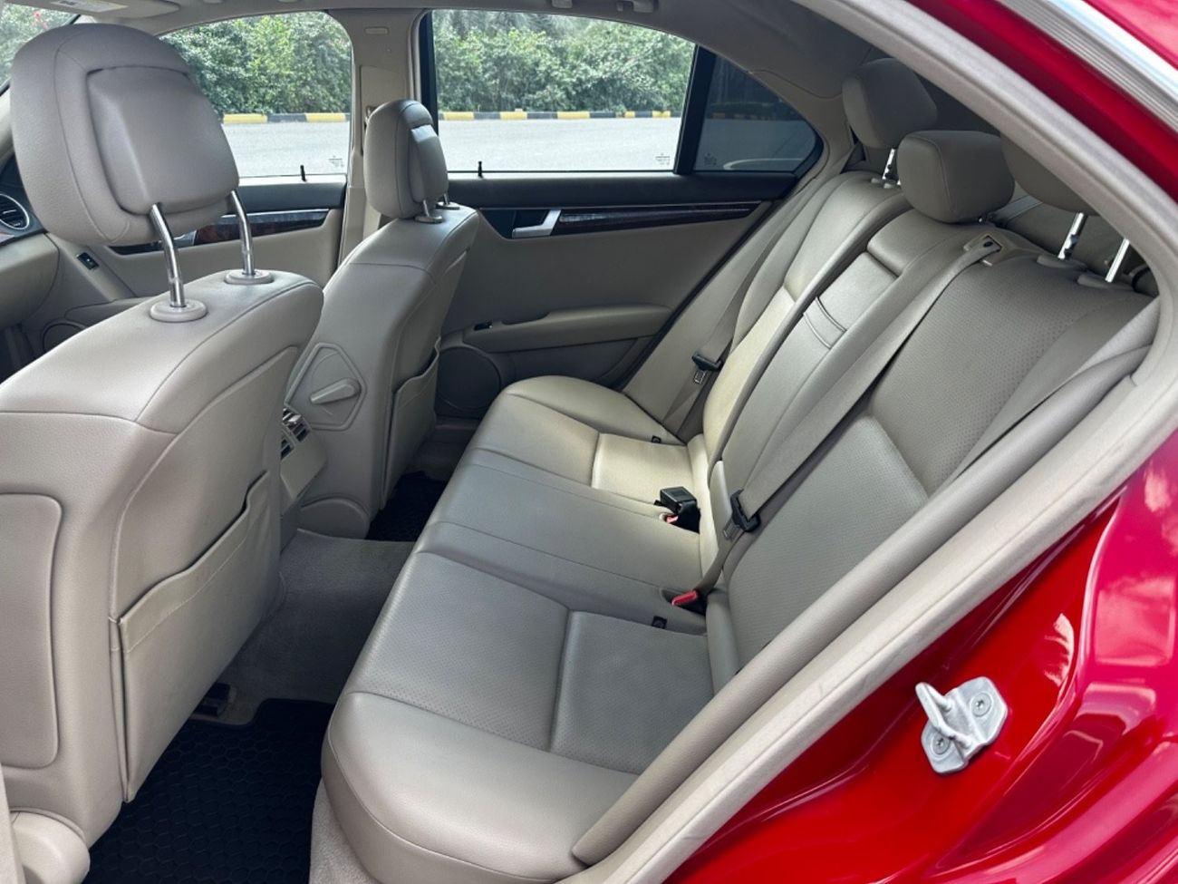 Mercedes-Benz C 250 MODEL 2014  CAR PERFECT CONDITION INSIDE AND OUTSIDE AMG KIT FULL OPTION NO ANY MECHANICAL ISSUES