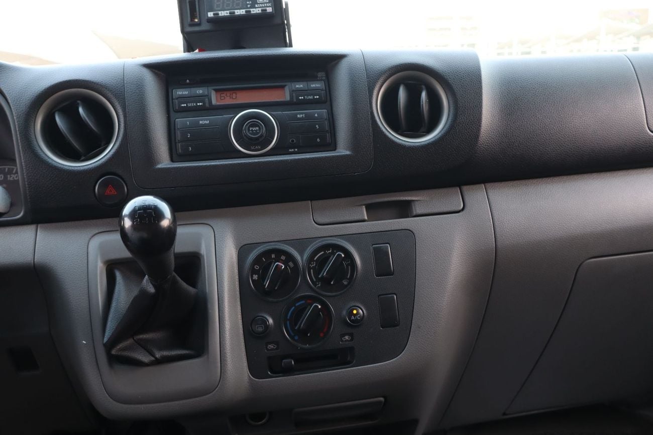 Nissan Urvan Panel Van High Roof VAN CHILLER