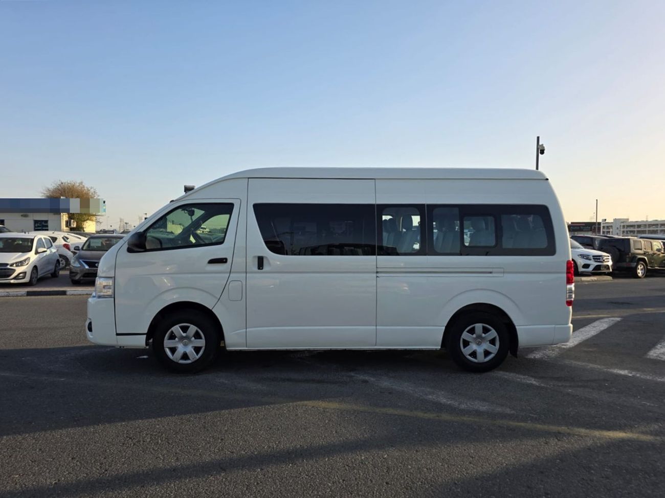 Toyota Hiace TOYOTA HIACE COMMUTER VAN RHD 2013 MODEL 3.0 L DIESEL MANUAL(PM10868)