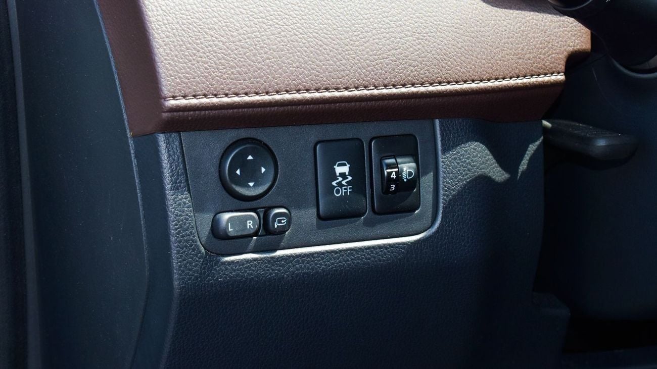 Mitsubishi Xpander Cross Brand New Mitsubishi XpanderCross 2025 1.5L A/T FWD|Petrol|Silver/Black |XPANDER-CR-25| FOR EXPORT O