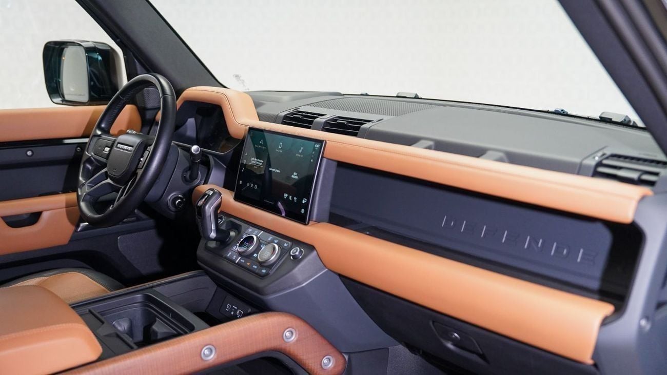لاند روفر ديفندر P400 110 X 3.0L (5 Seater) UAE's Very Best Example | AED 5,295 Per Month