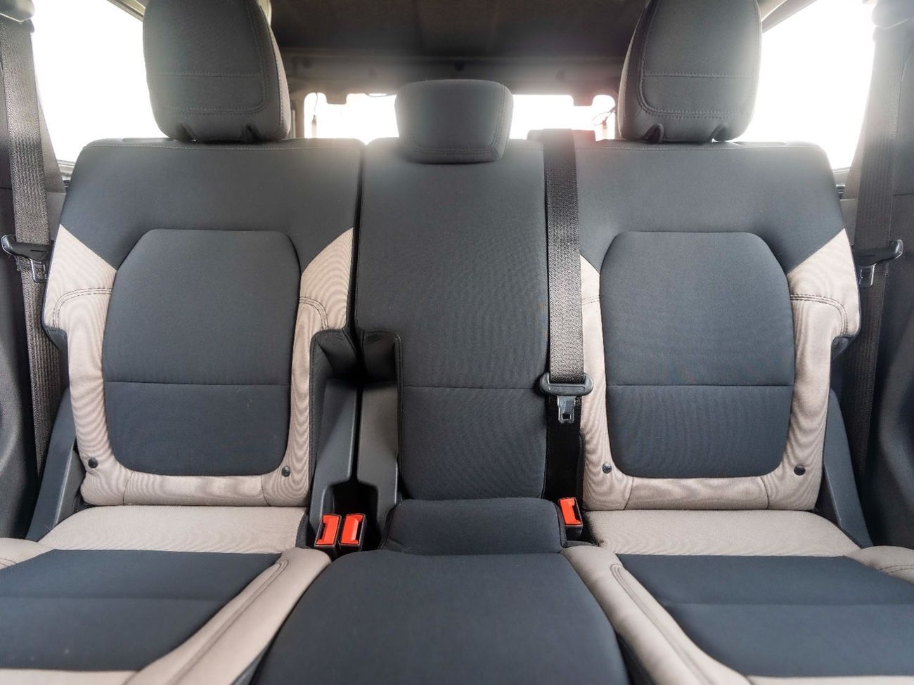 Ford Bronco Big Band 2.3L (5 Seater)