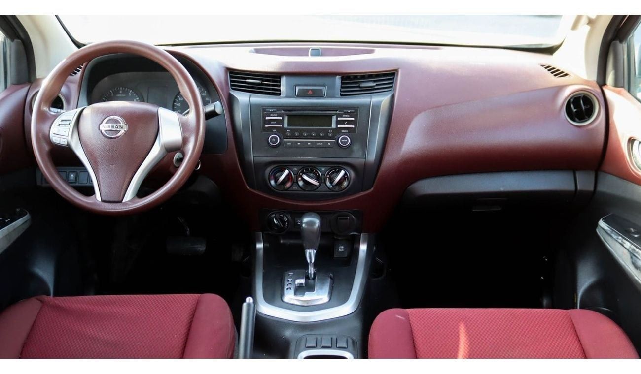Nissan Navara Std 2.5L 4WD A/T Nissan Navara 4WD 2019 GCC Original Paint accident-free in excellent condition 1175