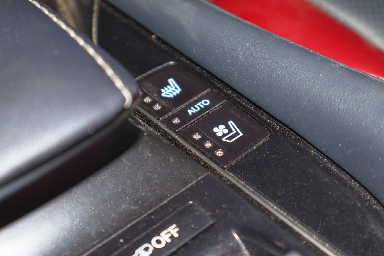 Lexus LX 570 Signature