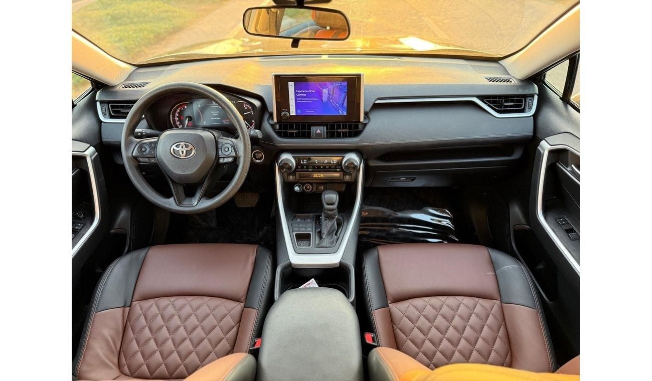Toyota RAV4 TOYOTA RAV4 XLE 2023