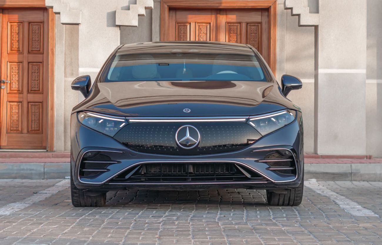 Mercedes-Benz EQS 450+ Premium + gcc car full option low mil