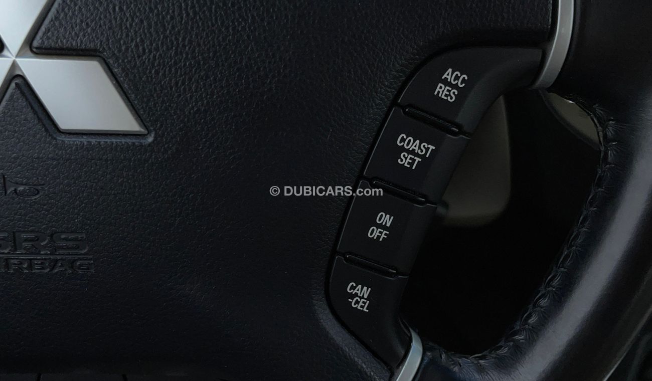 ميتسوبيشي باجيرو GLS LOWLINE 3.5 | بدون دفعة مقدمة | اختبار قيادة مجاني للمنزل