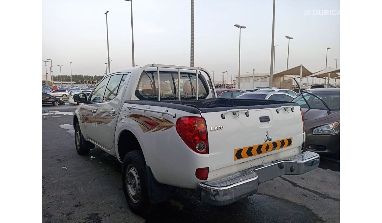 Mitsubishi L200 ACCIDENTS FREE- ORIGINAL PAINT - CAR IS IN PERFECT CONDITION INSIDE OUT