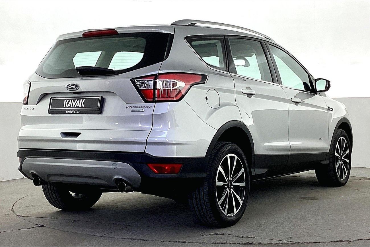 فورد إيسكاب Titanium | National Day Celebration | شامل الضمان | 0 ﺪﻔﻋﺓ ﺃﻮﻟﻯ