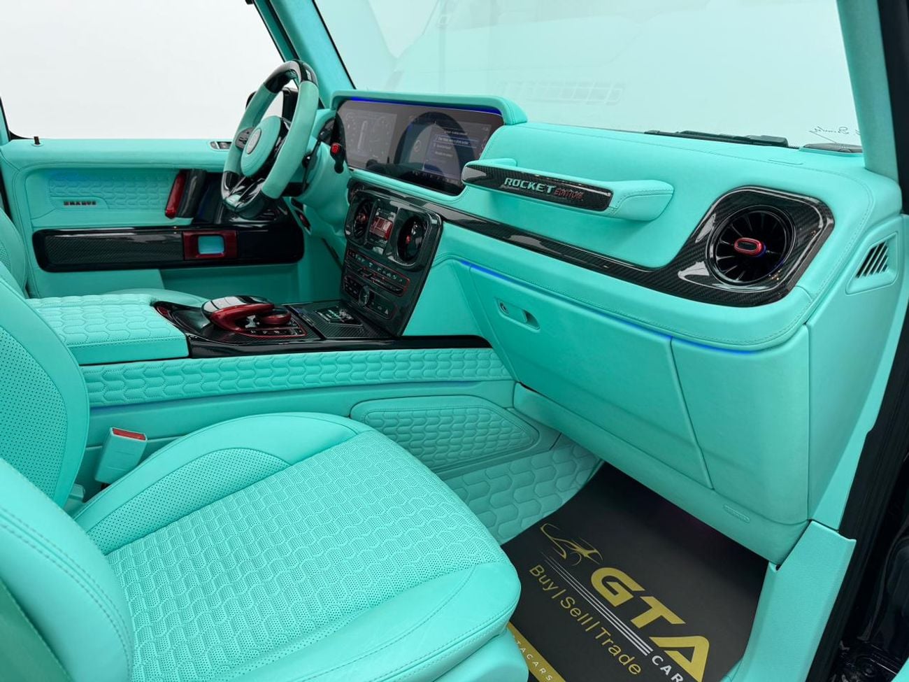 Mercedes-Benz G 63 AMG Std 4.0L 2019 Mercedes-Benz G63 AMG, G900 Brabus Kit, Mercedes Service History, Warranty, GCC