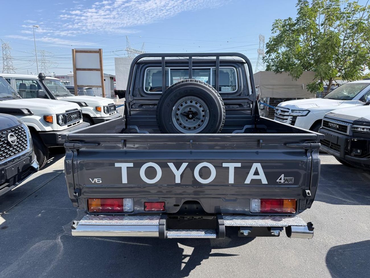 Toyota Land Cruiser Pick Up Toyota LC Pickup 4.0L 2025 AT DC Gray Petrol GCC
