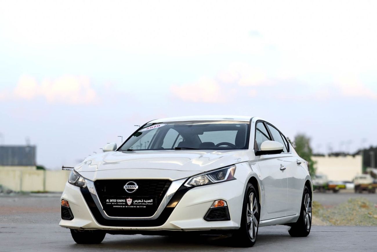 Nissan Altima 2.5 S Nissan Altima 2.5L 2020 GCC, original paint, accident-free, in excellent condition 1175 P.M