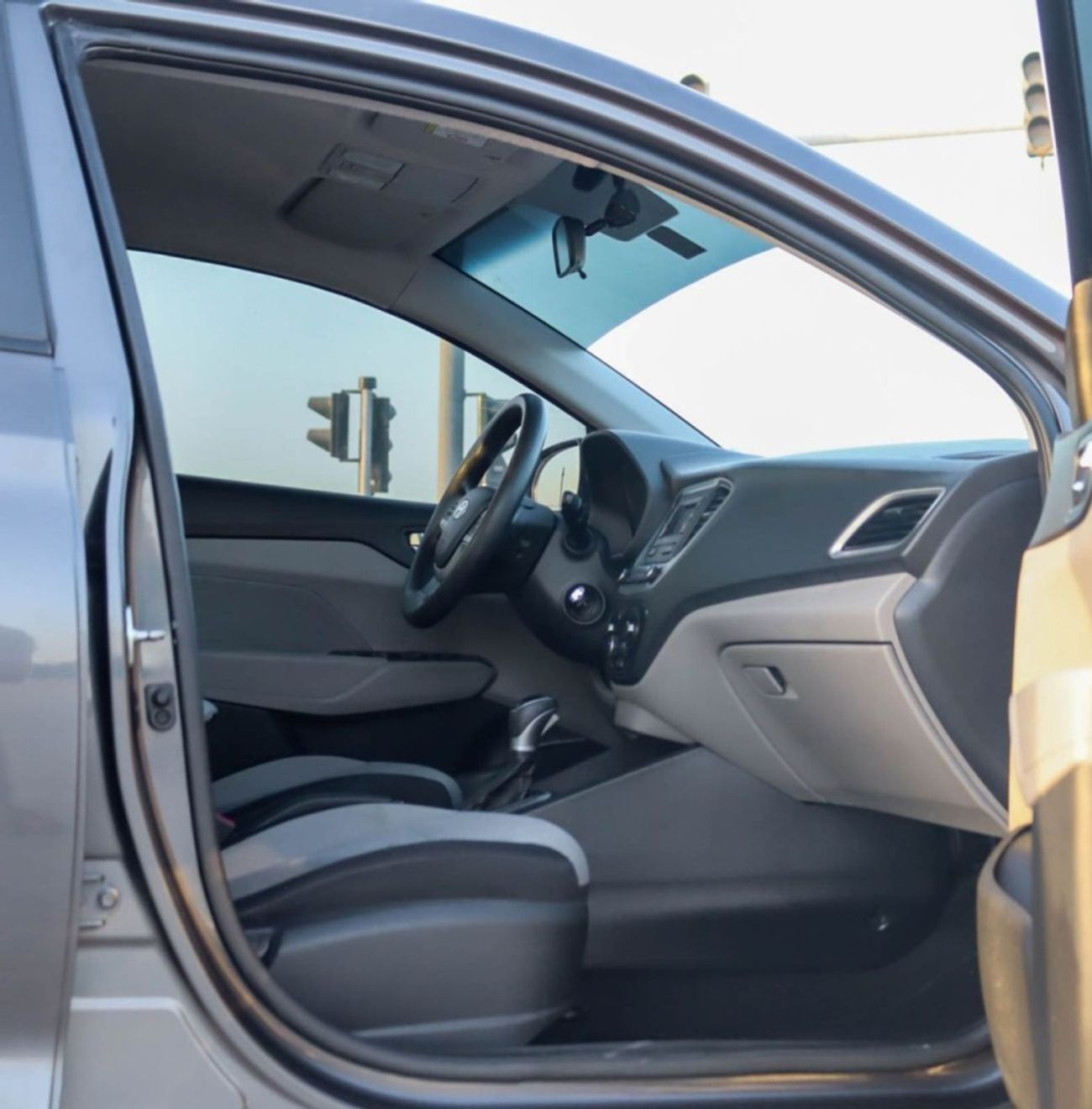 هيونداي أكسنت Base 1.6L (123 HP) Hyundai Accent 2021 GCC 1.6 L accident-free,  in excellent condition, 615 P.M