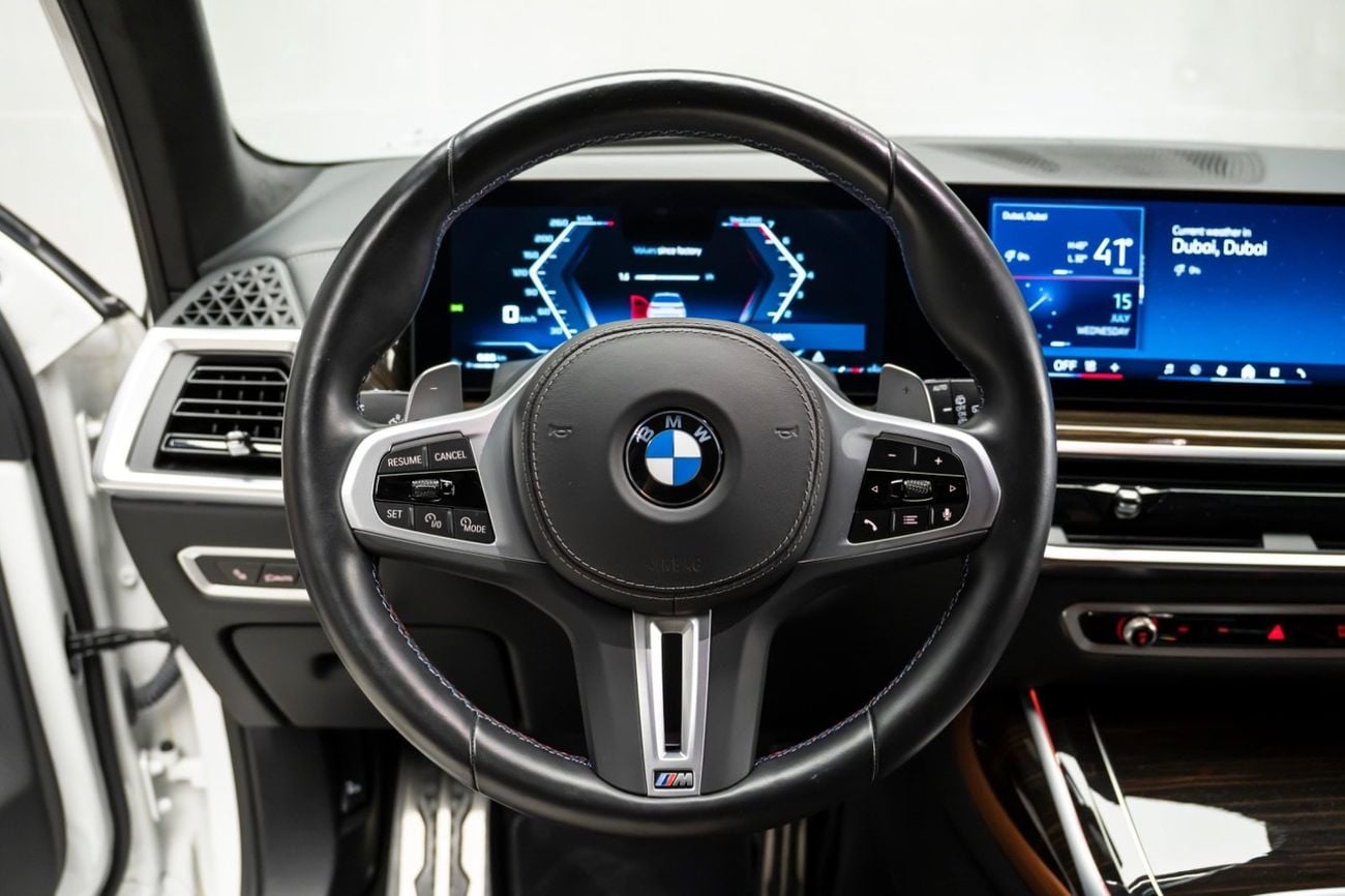 بي أم دبليو X7 M60i XDRIVE | 2024 | GCC Specs | Agency Warranty & Service