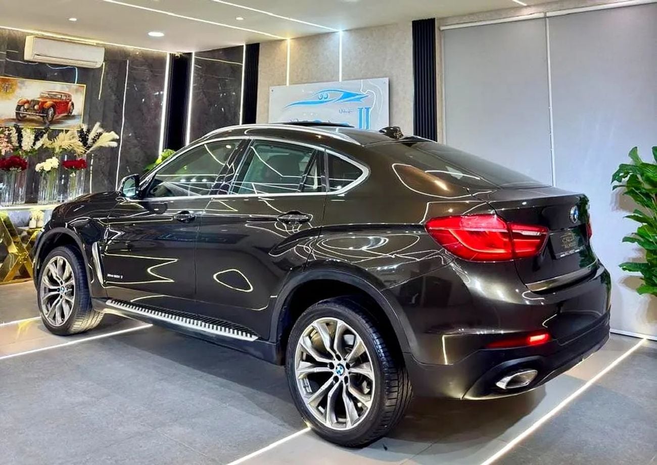بي أم دبليو X6 35i EXCLUSIVE SPECIAL M KIT || WELL MAINTAINED || RADAR || TOP RANGE || GCC || LOW MILEAGE