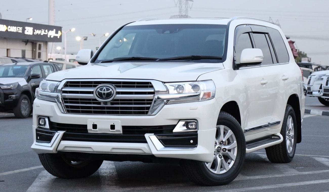 تويوتا لاند كروزر Sahara 2020 RHD Diesel V8 Full Option Top Of The Range