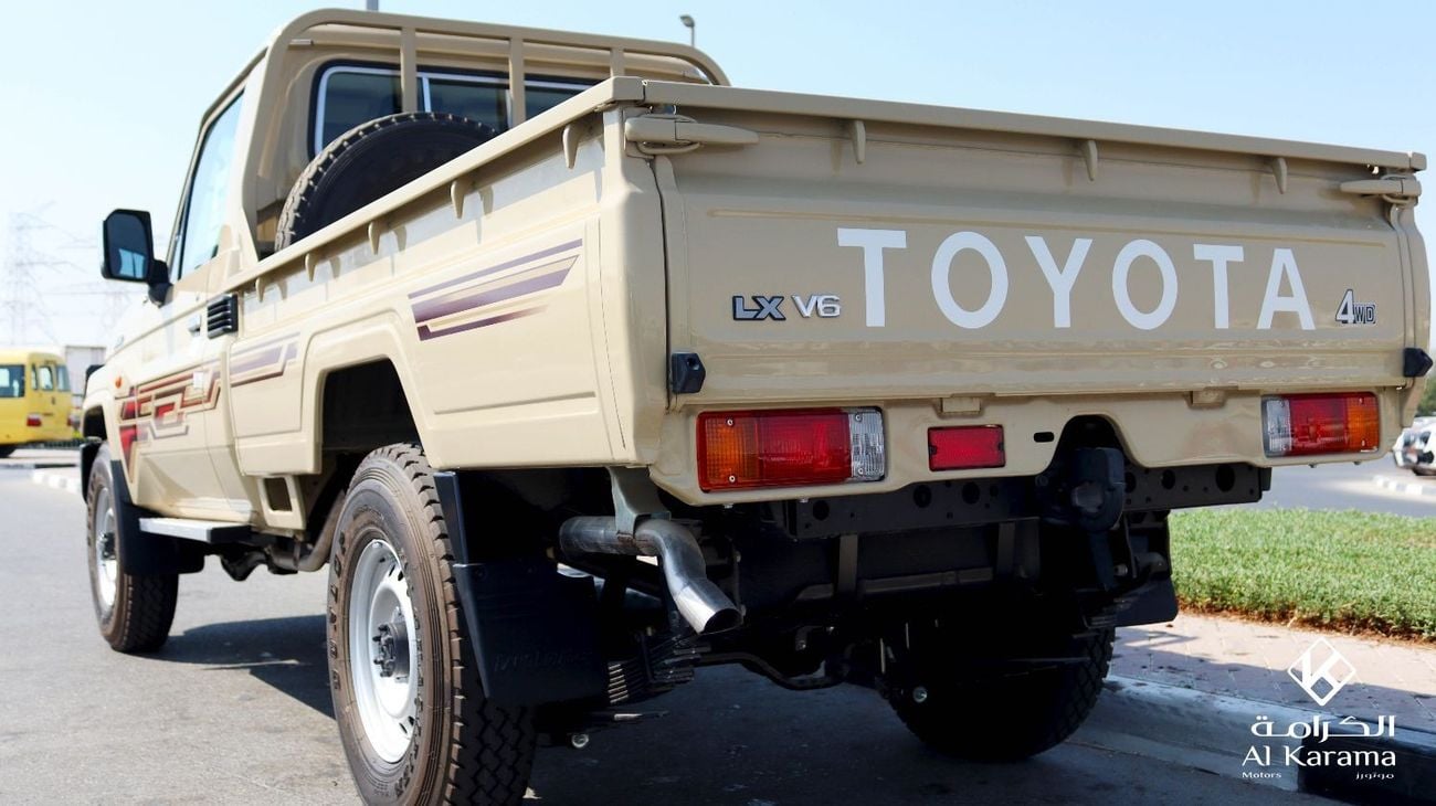 Toyota Land Cruiser Pick Up 4.0L V6 Petrol Engine, Manual Transmission, 4WD with Diff Lock
