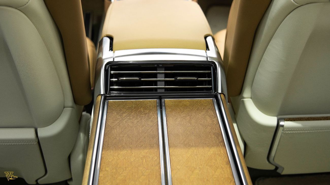 Land Rover Range Rover RANGE ROVER LWB SV P615 4.4L