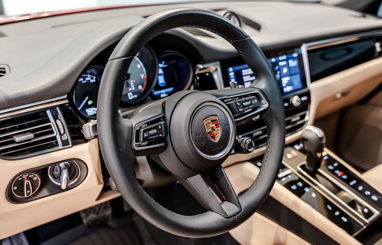 بورش ماكان 2024 Porsche Macan S, 2025 Porsche Warranty, Full Service History, Low Kms, GCC