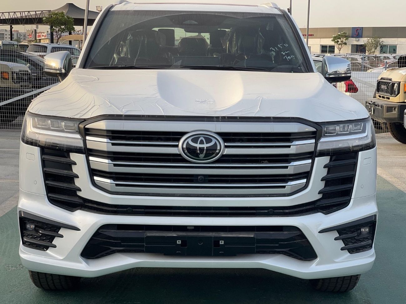 Toyota Land Cruiser VXR 3.5L