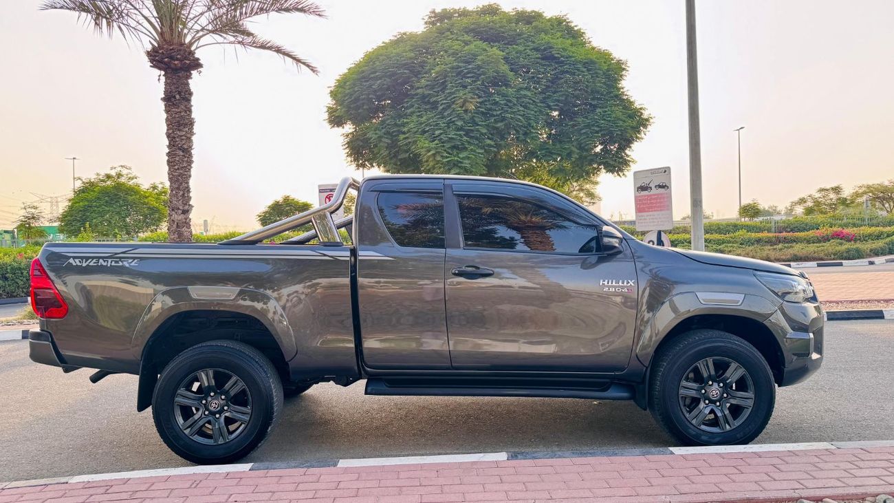 Toyota Hilux MODIFIED TO ROCCO | SMART CAB | 2.8L DIESEL ENGINE | 2022 |  AUTOMATIC TRANSMISION | RHD