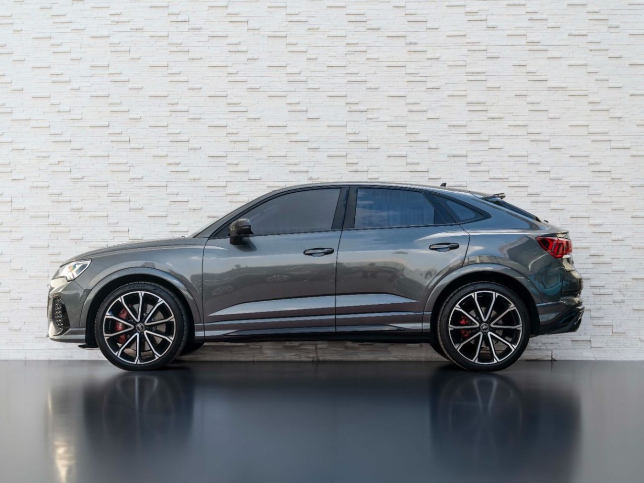 أودي RSQ3 Std TFSI quattro 2.5L