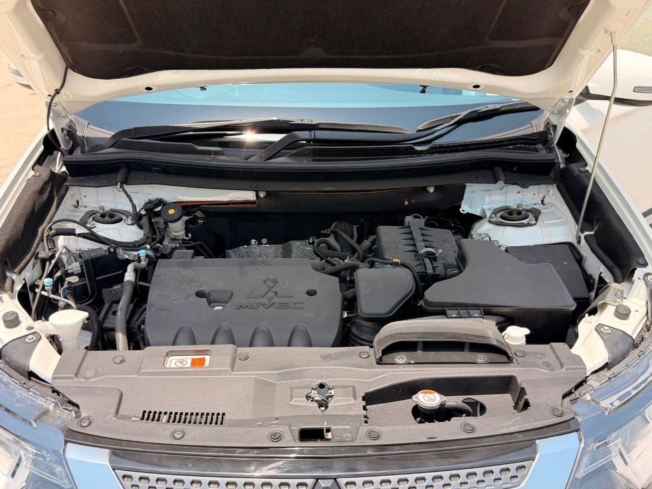 Mitsubishi Outlander GLX HIGHLINE LEATHER