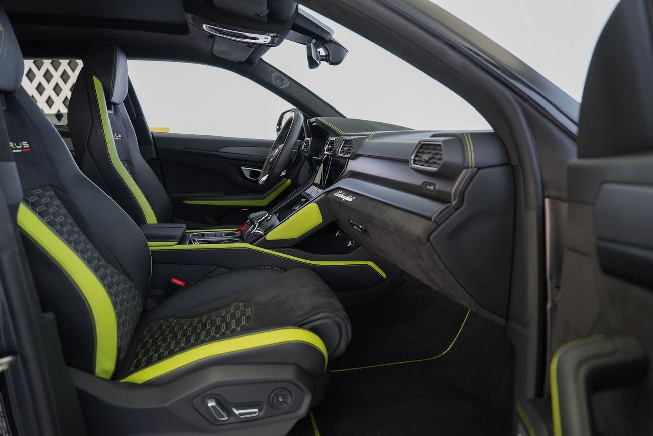 Lamborghini Urus STD 4.0T V8