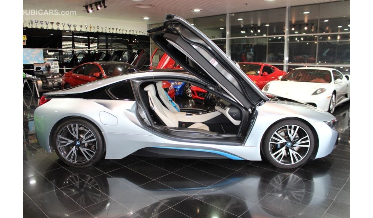 BMW i8