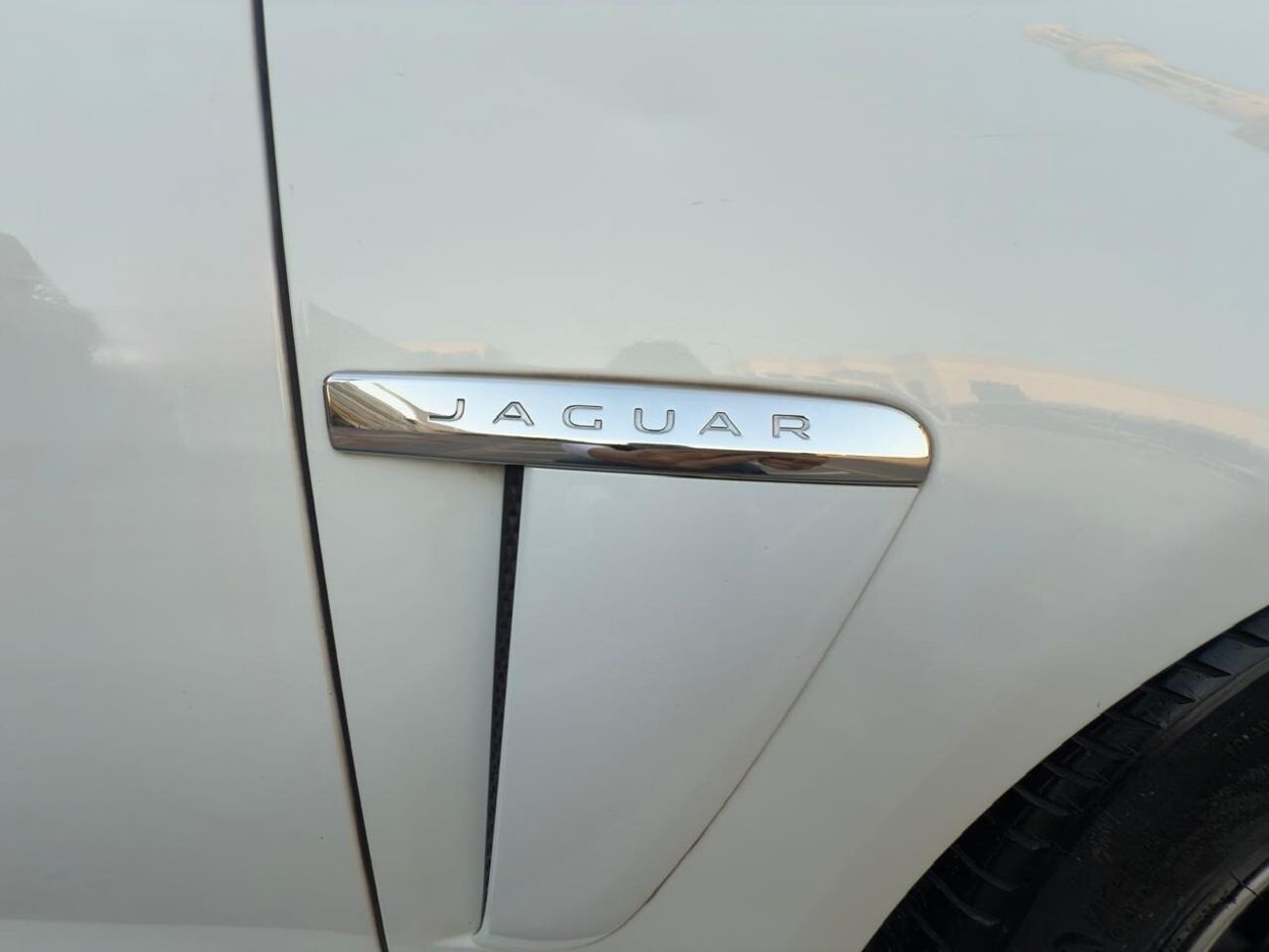 جاكوار XF Premium Luxury 3.0L