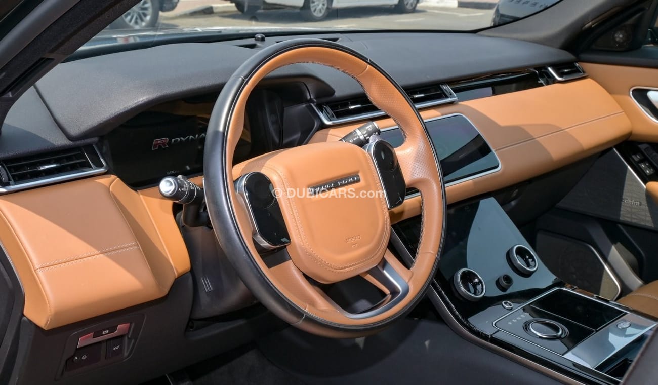 لاند روفر رينج روفر فيلار HSE P300 R Dynamic