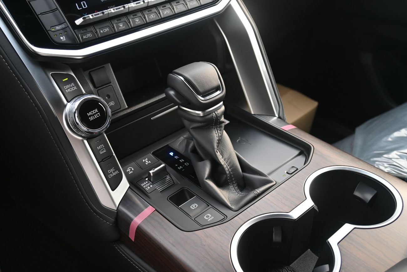 Toyota Land Cruiser GXR 3.5L TwinTurbo V6, Model 2026