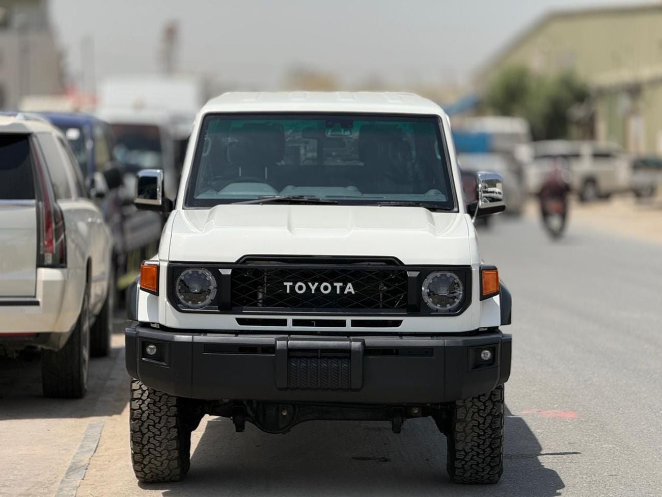 تويوتا لاند كروزر  4.5 L V8 DIESEL PICK UP