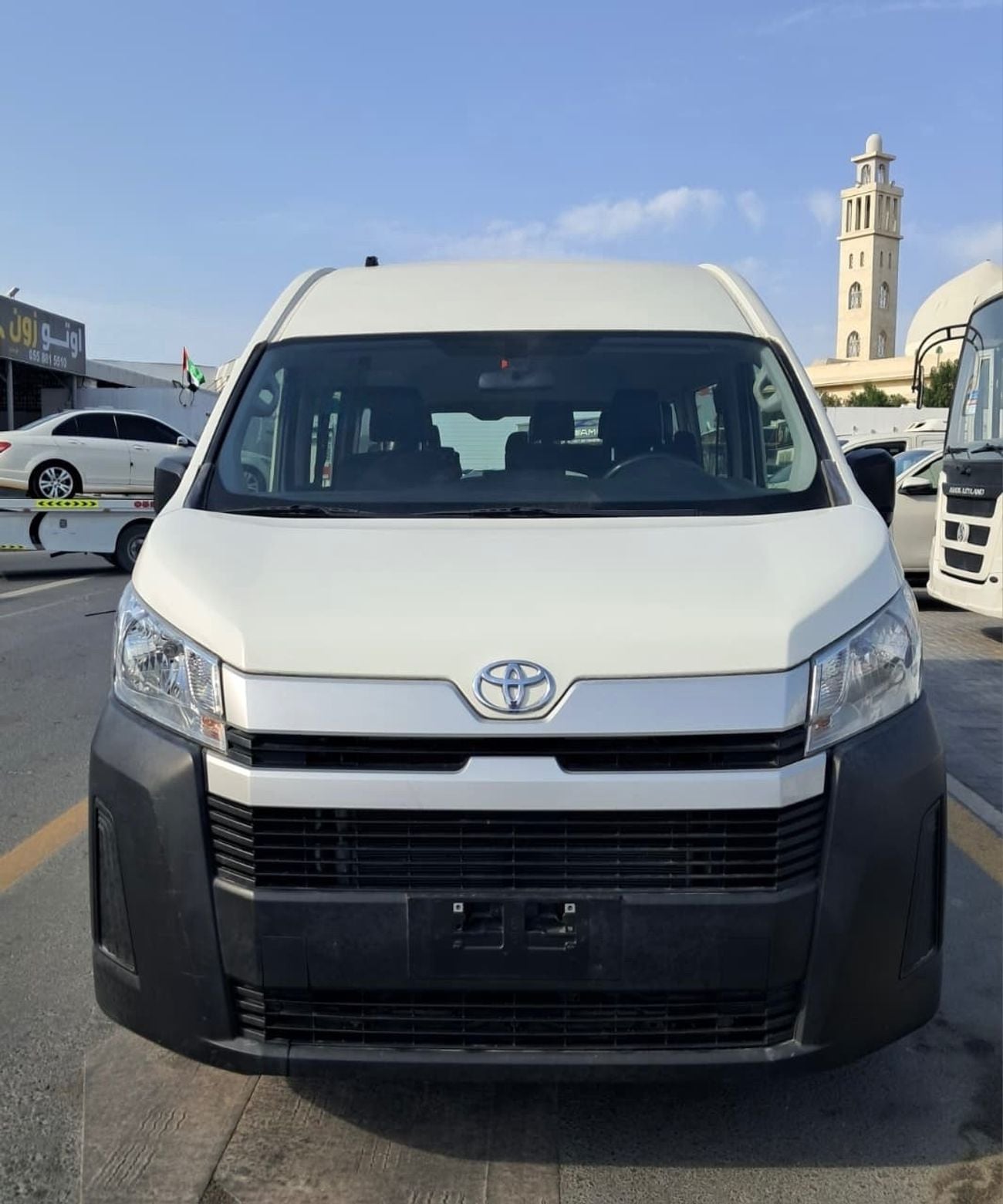 Toyota Hiace GLS - High Roof 3.5L