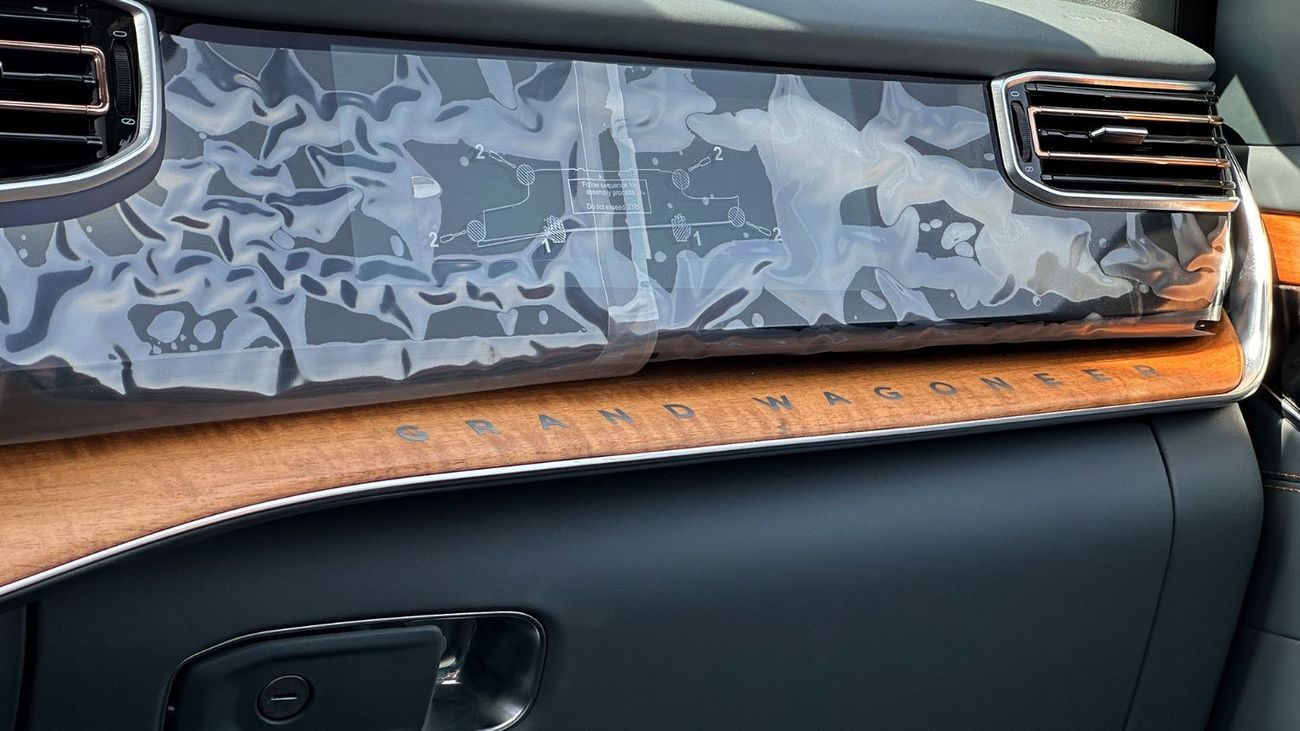 جيب جراند واجونير 3 Series 2023 Fully Loaded Agency Warranty GCC 0kms