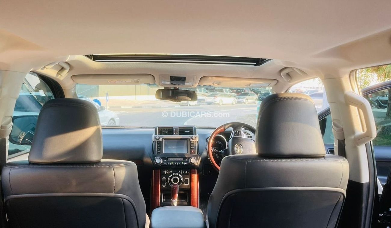 Toyota Prado Kakadu TZG 1/2016 Diesel Fully Loaded Premium Condition [Right Hand Drive]