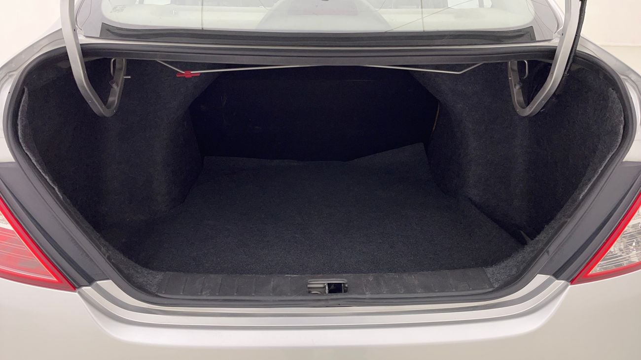 نيسان صني SV 1.5 | بدون دفعة مقدمة | اختبار القيادة في المنزل