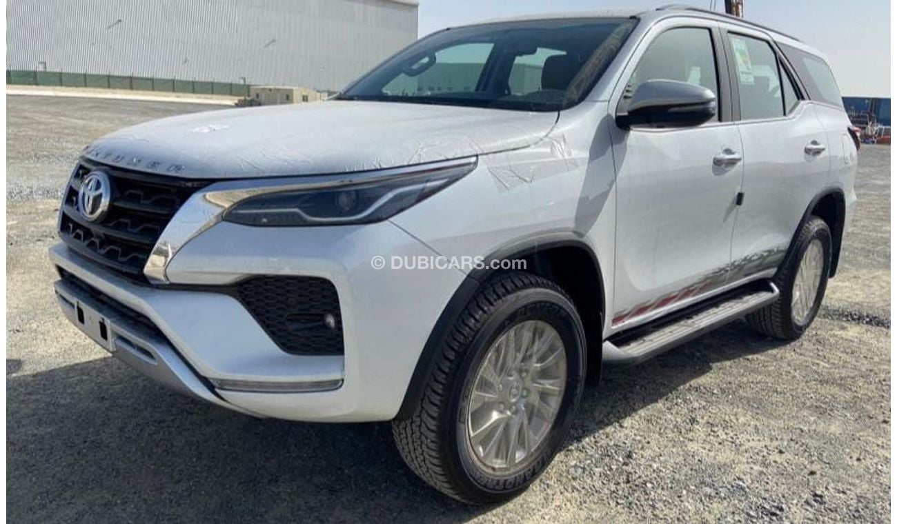 Toyota Fortuner TOYOTA FORTUNER 2.8L DSL  4/4 FULL OPTION 2023