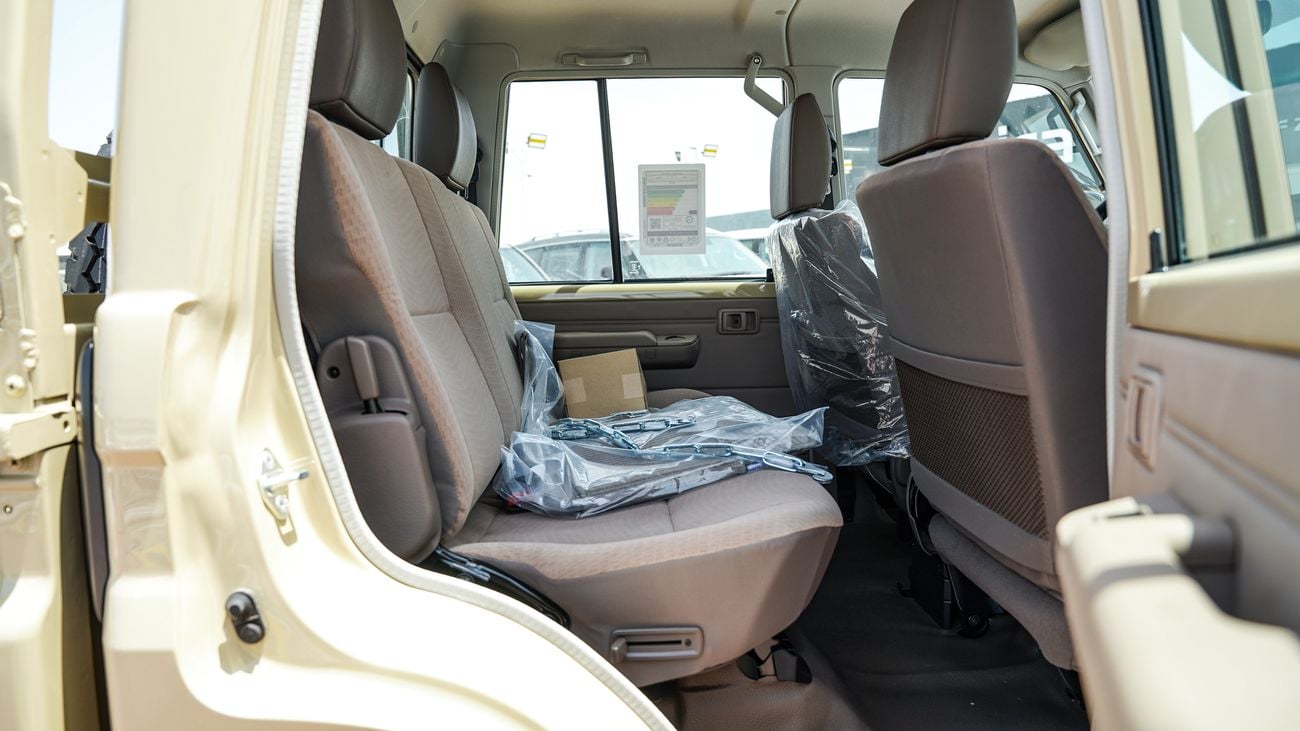 تويوتا لاند كروزر بيك آب