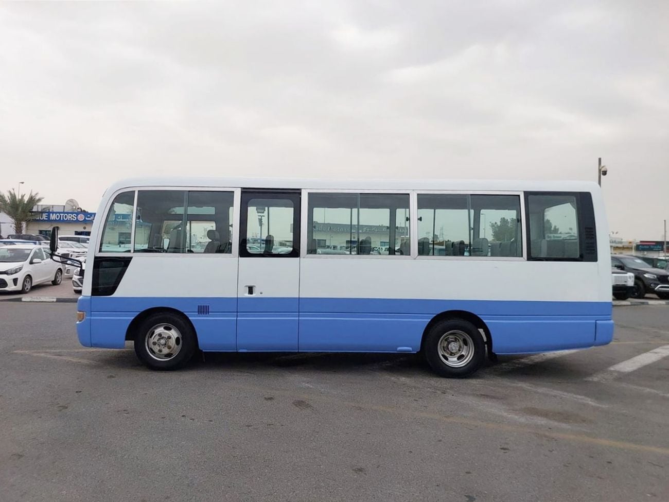 نيسان سيفيليان (RAMADAN OFFER) NISSAN CIVILIAN BUS RHD 2003 MODEL 4.2 L DIESEL AUTOMATIC(PM20032)