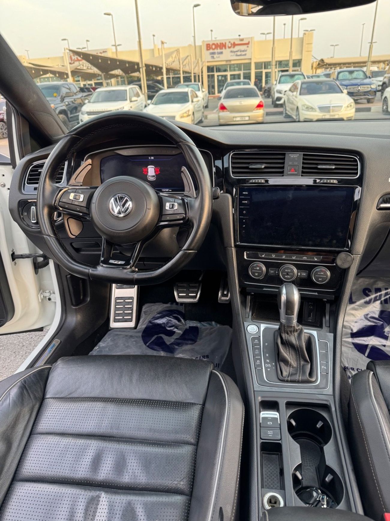 فولكس واجن جولف ار