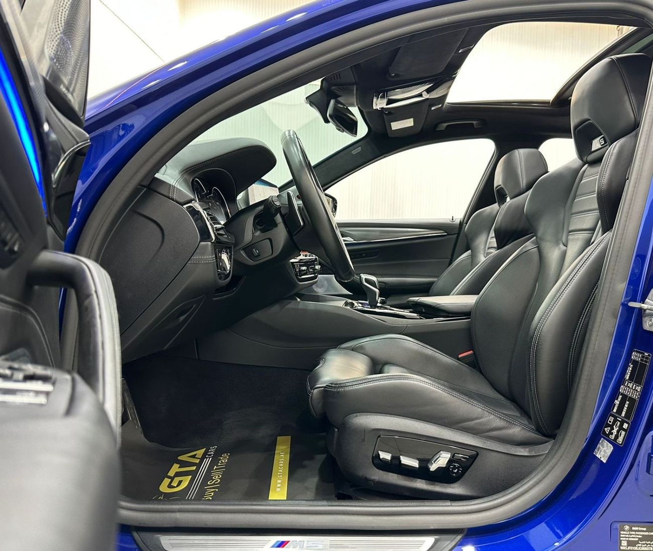 BMW M5 Std 2018 BMW M5, SEP 2024 BMW Warranty + SEP 2026 Service Contract, GCC