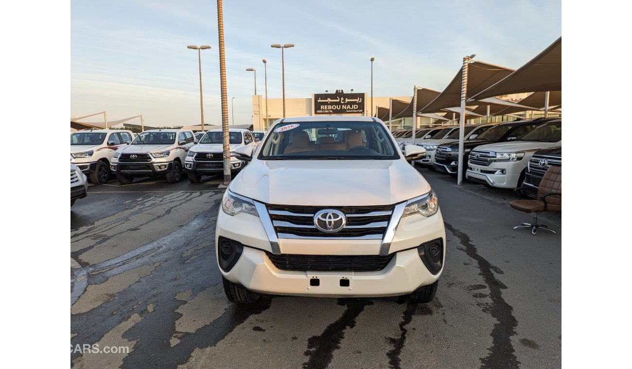 تويوتا فورتونر 2016 Toyota Fortuner GX (AN150), 5dr SUV, 2.7L 4cyl Petrol, Automatic, Four Wheel Drive CAR IS CLEAN