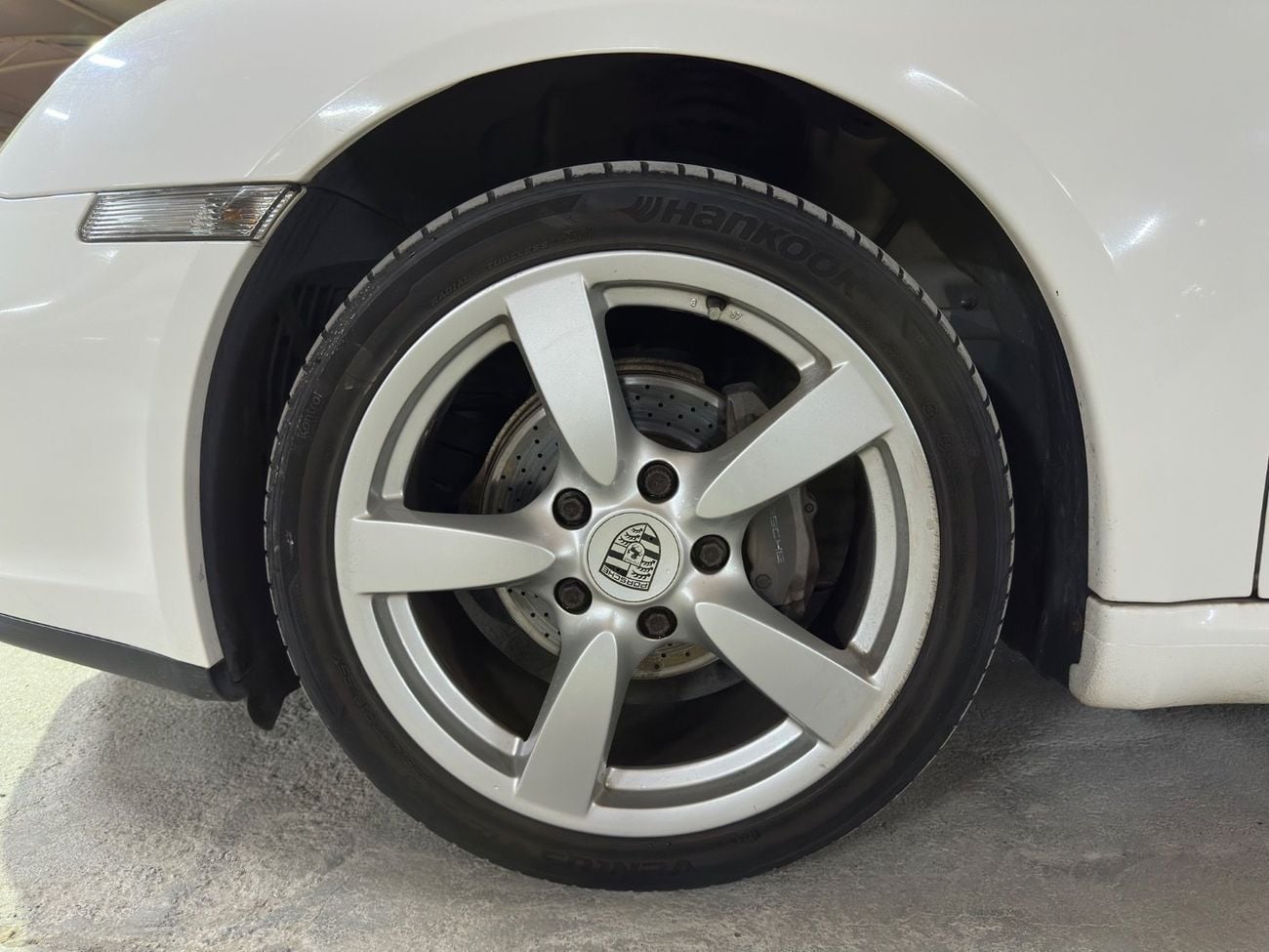 بورش كايمان STD PORSCHE CAYMAN 2008 2.7L | MANUAL TRANSMISSION | SPORTS STEERING WHEEL | HALF LEATHER SEATS